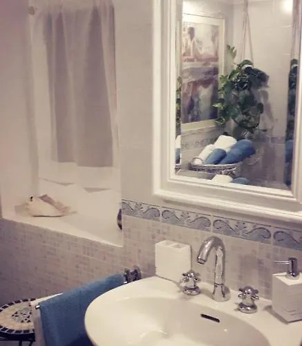 Frühstückspension Lo Scrigno Di Simon Senigallia